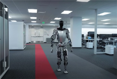 特斯拉人形机器人亮相门店 2万美元售价背后的软硬件研发突破